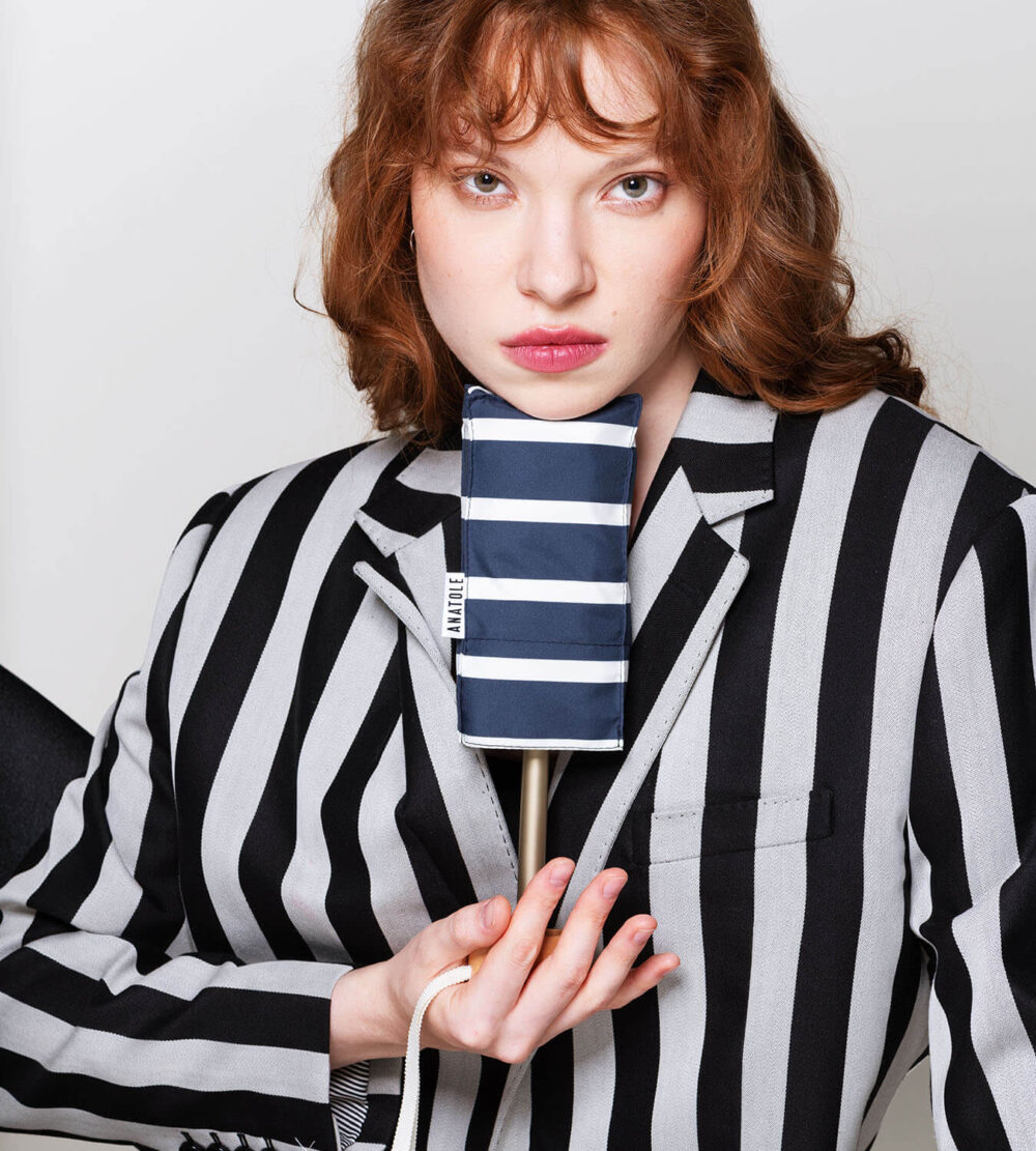 Mini-parapluie-raye-ANATOLE-rayures-marinieres-bleu-Pablo-1000x1111