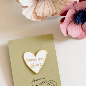 Pin's en laiton - Coeur blanc - Viens on sème