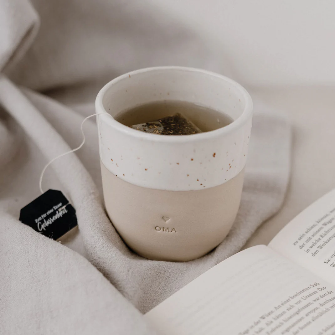 pot-044_becher_oma_photocredits_maggymelzer_7